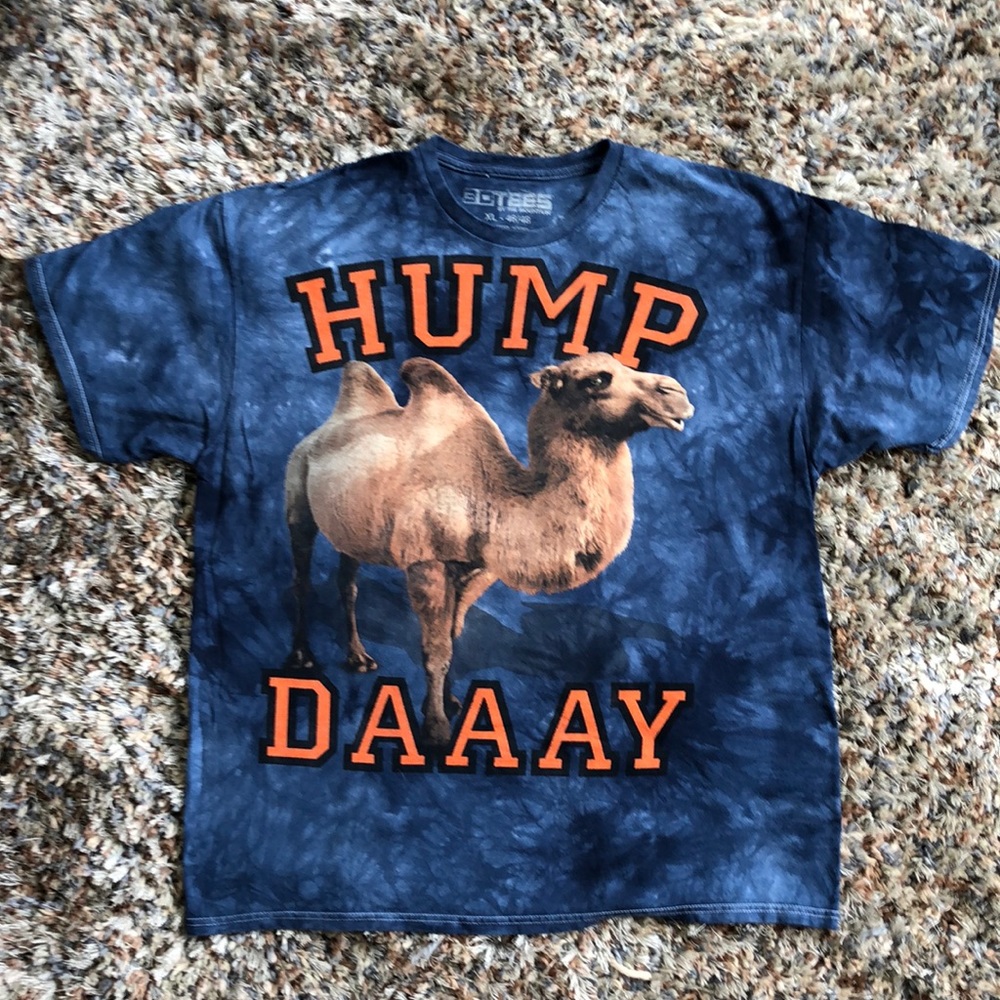 Men’s T-Shirt X-Large “HUMP DAAAY”